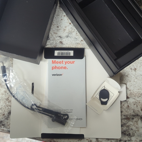 MOTO Z DROID - Picture 5 of 6